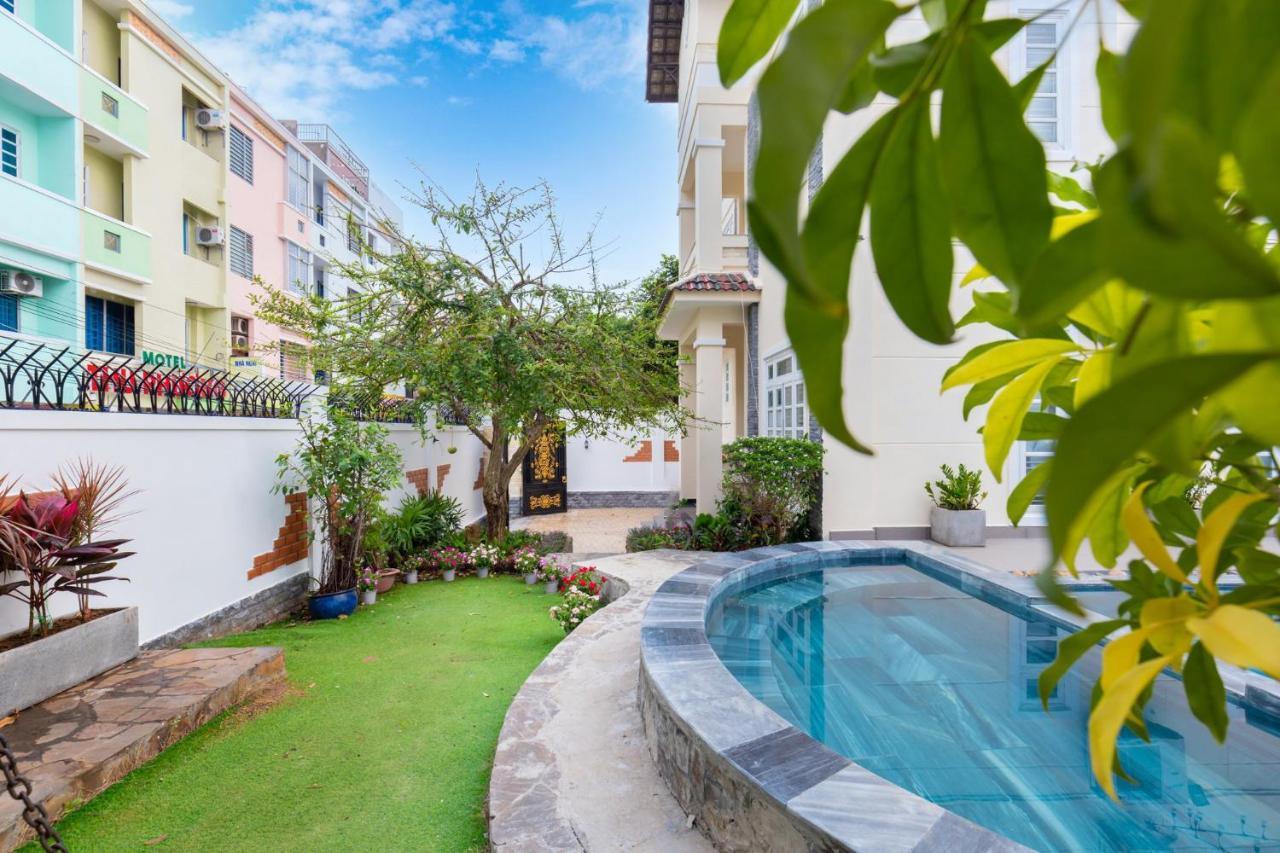 Luxury Villa Bai Sau Near Beach Вунгтау Экстерьер фото